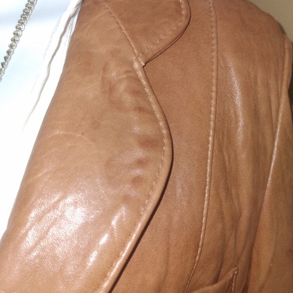 **SOLD ** Butter-Soft Genuine Vintage Leather Jacket - Picture 8 of 9